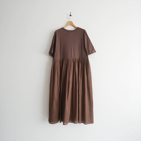2025SS / 未使用 / conges payes / 2重布帛ドルマンスリーブワンピース / B0152RUA211 / 2512-1191