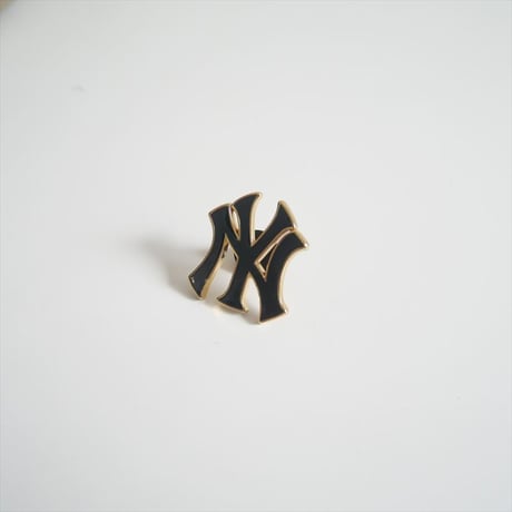 2024・人気完売品 / MUSE de Deuxieme Classe別注 / NEW ERA / PINS Yankees キャップ(Yankees) / 2506-0851