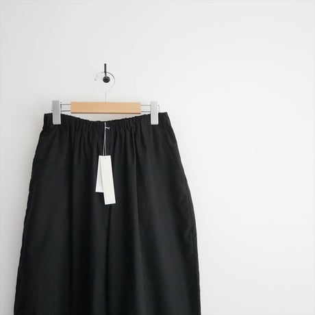 未使用 ゴーシュ 20/1ポプリン クロップドワイドパンツ G244-P027 2606-0372