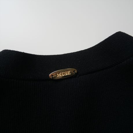 継続販売品・人気完売色 / DEUXIEME CLASSE / DINER B RIB Vネックカーディガン / 24080500415010 / 2510-0209