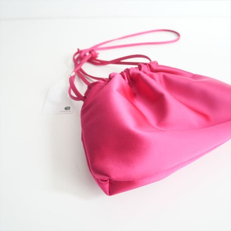2025SS今季新作・人気完売色 / CELERI / Deuxieme Classe / SATIN MINI POUCH / 25090500301010 / 2503-0284