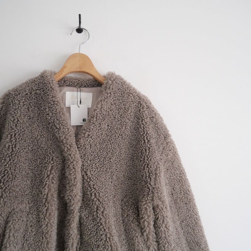 クリンプファー ノーカラーショートコート | maison TOMORROWLAND