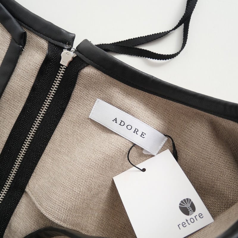 ADORE 新品37,400円 麻混オックスパイピングブラウス ADORE 新品37,400円 麻混オックスパイピングブラウス