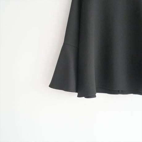 2025・人気完売品 / CELERI / Deuxieme Classe / BELL SLEEVE プルオーバー / 25051500302010 / 2505-0546