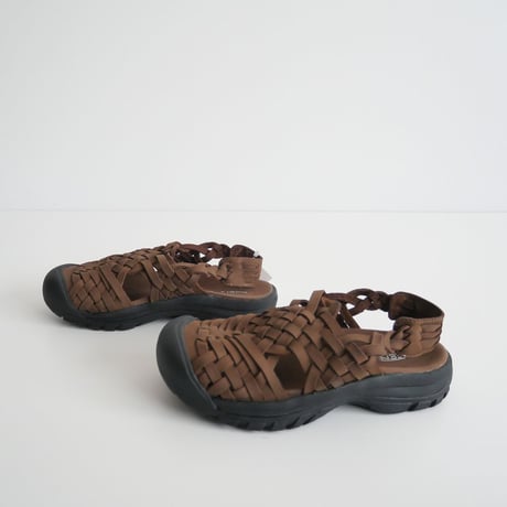 2023SS / HYKE×KEEN / ROSARITA 2　サンダル / 1027331 / 2311-1282