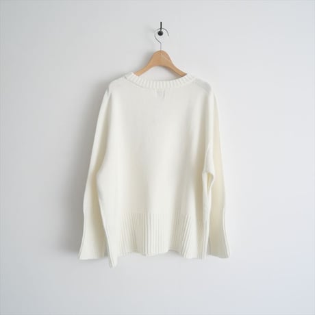 2024SS・人気完売品 / SPICK&SPAN / バルキーヤーン ロングリブ プルオーバー / 24080200512010 / 2501-0945