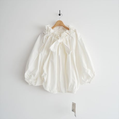 人気完売品 / 未使用 / Whim Gazette / タイプライターギャザーブラウス / WGZ1041604A0004 / 2509-2107