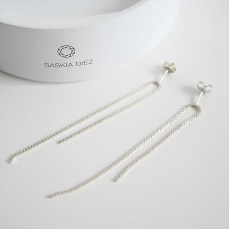 継続販売品 / SASKIA DIEZ / ショートオープンフリンジピアス / 2505-0267