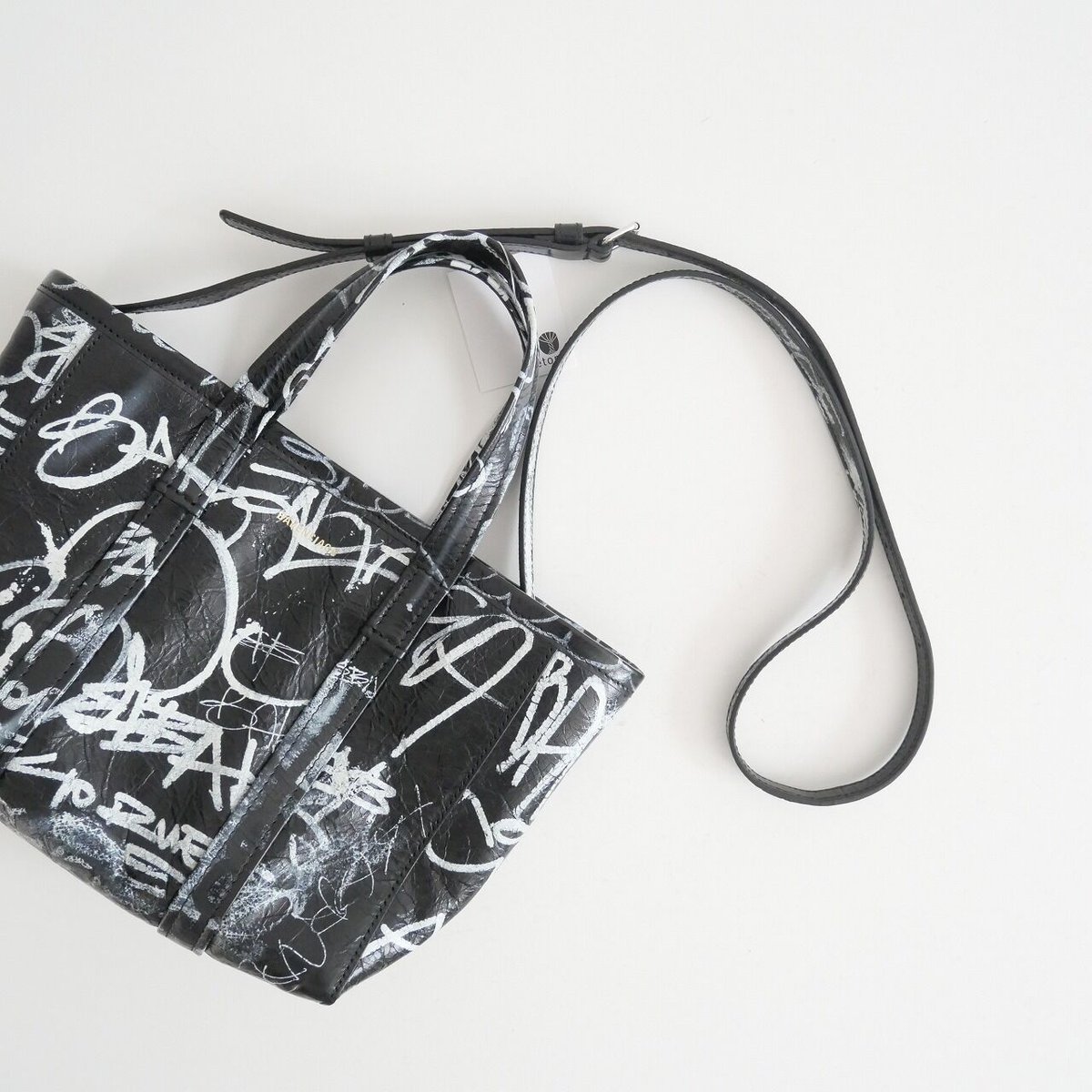 洗練 バレンシアガ トートバッグ BARBES EAST WEST グラフィティ 2023SS今季 / 未使用 / BALENCIAGA / BARBES スモール EAST-