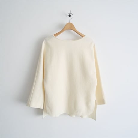 2022AW / 1er Arrondissement  / パイル圧縮プルオーバー / B1024AFB031 / 2408-0001