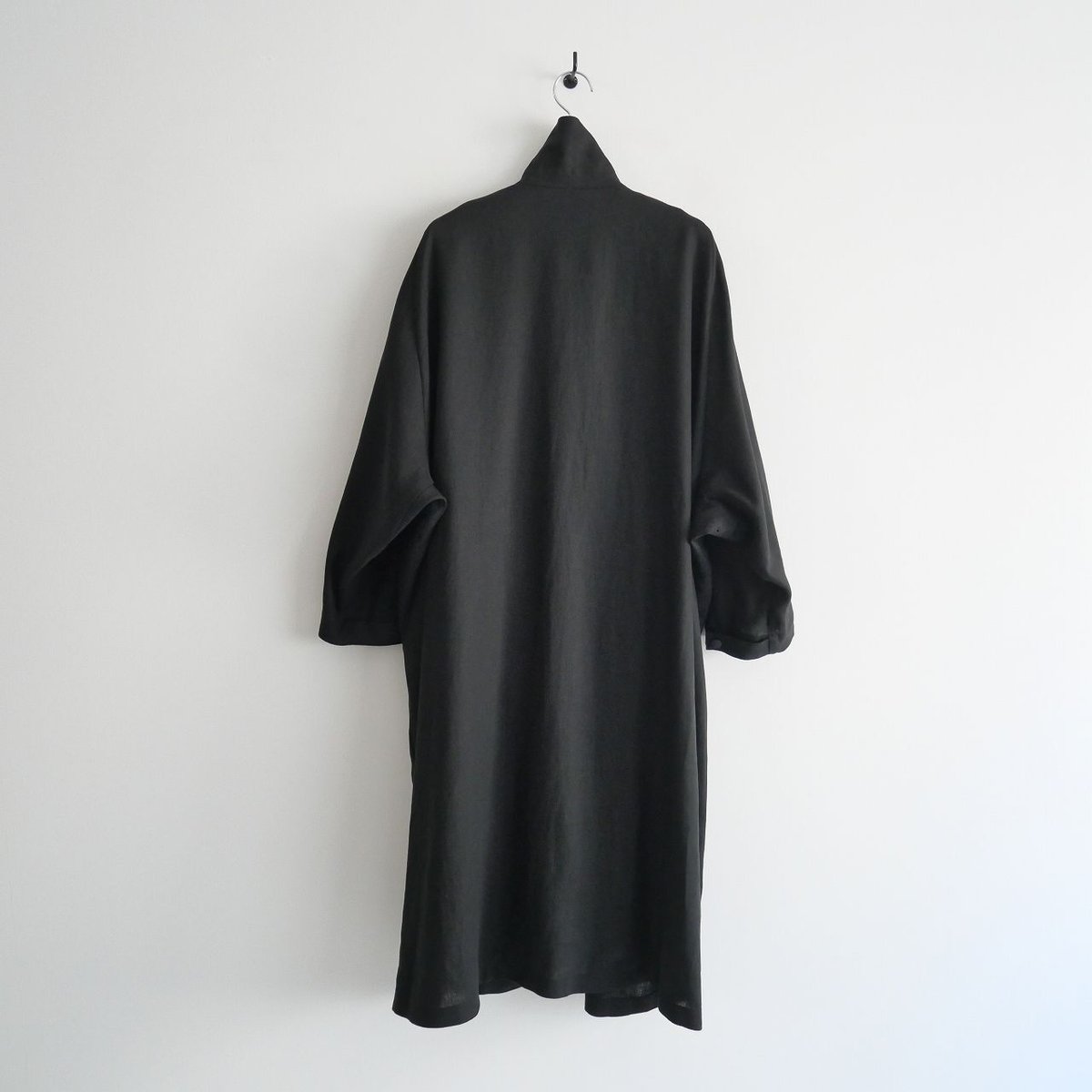 2022 / HYKE / LINEN RIDING COAT / 17329 / 2303-1536