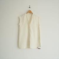 未使用 / R'IAM / Plage / Ｖネックノースリシャツ / 23050922604020 / 2511-0124