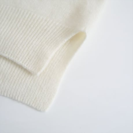 〇2024AW / 未使用 / IENA / POOGINOOK WOOL クルーネックラグランプルオーバー / 24080900494130 / 2505-1162