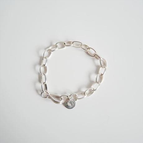 継続販売品 / ERICKA NICOLAS BEGAY / LOOP CHAIN OVAL BRACELET / 2510-0543