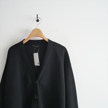 2023 / L'Appartement / Knit Vneck Cardigan / 23080560214110 / 2405-0083