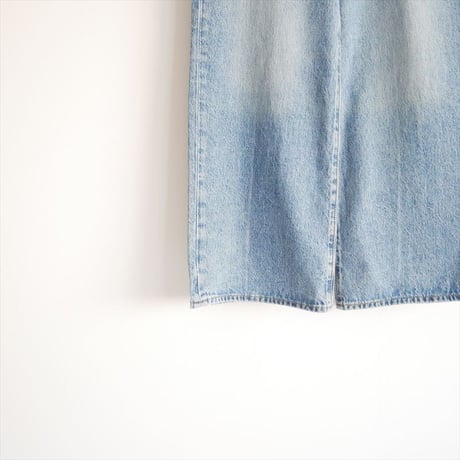 継続販売品 / LEVI’S / RIBCAGE WIDE LEG インディゴ / A60810020 / 2603-1227