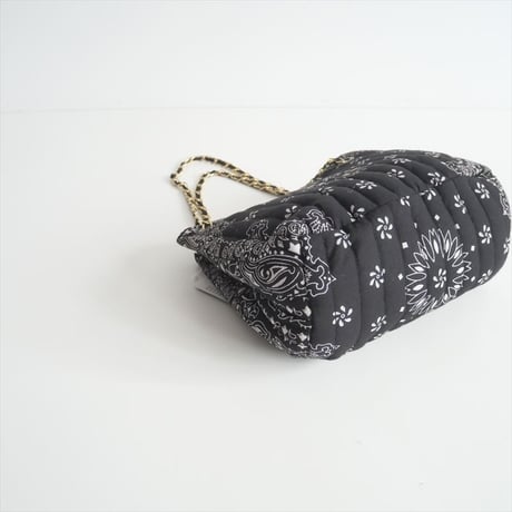 〇2025AW今季・人気完売品 / 未使用 / L'Appartement購入品 / MALUS / Bandana quilting shoulder bag / 2510-1071