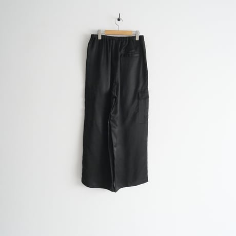 2023SS / L'Appartement / Drape Satin Cargo Pants / 23030560301110 / 2312-0219