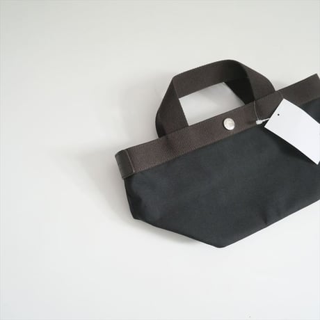 継続販売品 / Herve Chapelier / 701C (コーデュラ舟型トートS) ノワール×モカ / 2500-0199