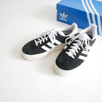 継続販売品 adidas GAZELLE BOLD HQ6912 2605-2212