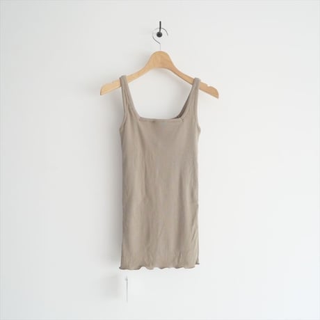 2024SS・人気完売品 / 未使用 / Whim Gazette / カップツキRIBタンクトップ / WGZ1041306A0009 / 2412-0777