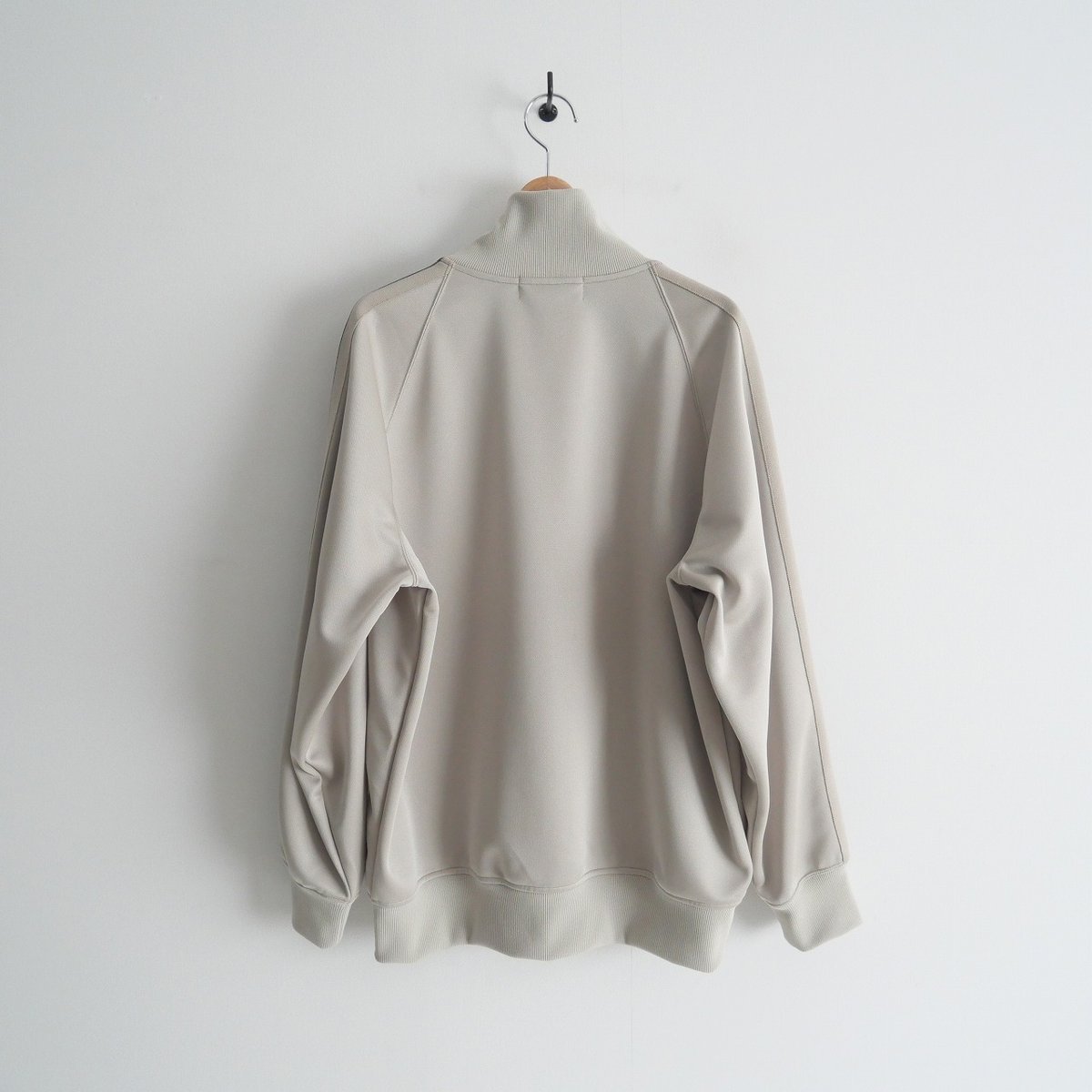 【AP STUDIO】 Americana別注ライントラックジャケット fit=scale-down,w=1200