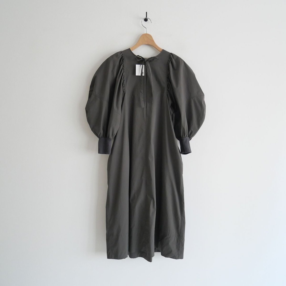 ヨリ コットンパフスリーブワンピース（セール】 コットンシルクタイプ  