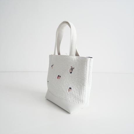 2024SS・人気完売品 / pionunnal×familiar / MOVE トートバッグ / 780835 / 2501-1028