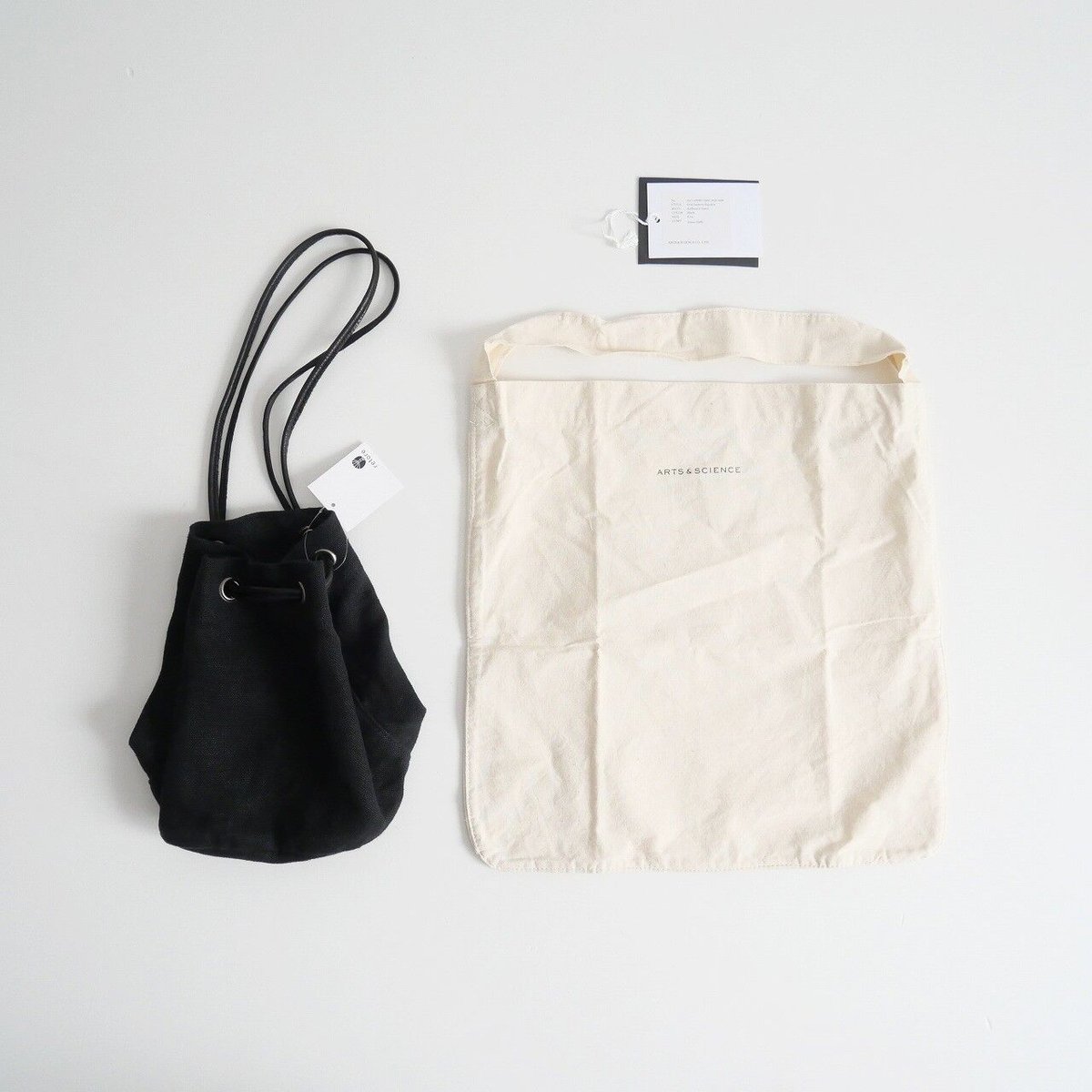 ART&SCIENCE Long strap phone pouch（Strathberry - Mosaic Phone 