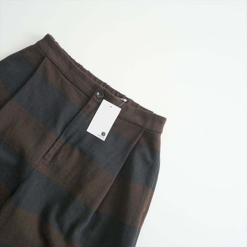 2024AW / journal standard luxe / ボーダー タックパンツ /