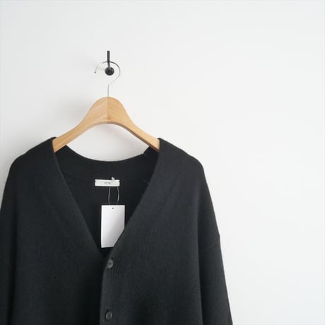 〇2023AW / ATON / WOOL CASHMERE SILK Vネックカーディガン / KRAGSW0921 / 2501-0536