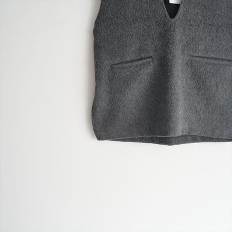 2023AW / 未使用 / Loungedress / シャギーベスト / LDZ1032504A0003 / 2412-0538