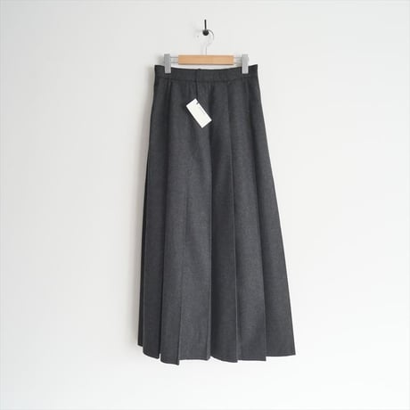 2023AW / 未使用 / IENA同型お取扱い / AURALEE / SUPER FULLING TWILL PLEATED SKIRT / A23AS05FM / 2409-0504