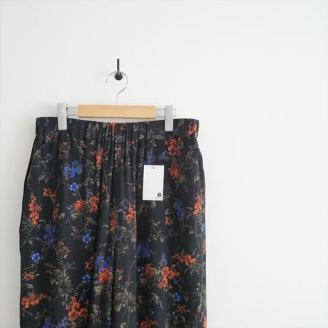 2023 / journal standard luxe / フラワーPt イージーパンツ / 23030440012030 / 2406-0717