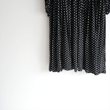 人気完売品 / BEARDSLEY / ドットギャザーワンピース / BEZ10A2209A0003 / 2510-1354