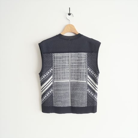 2021AW / Mame Kurogouch / Osmanthus Motif Jacquard Knitted Vest金木犀 / MM21FW-KN045 / 2412-0107