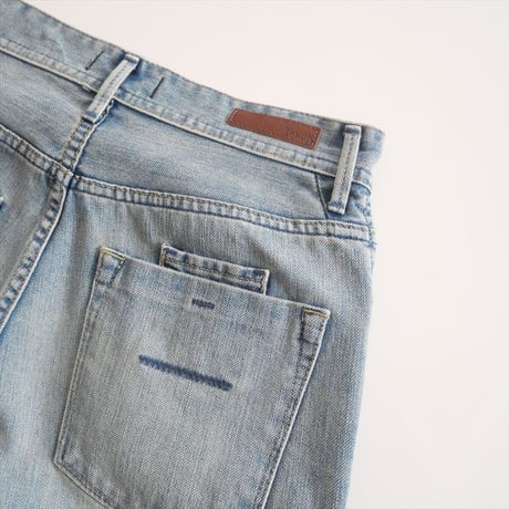 継続販売品 / YANUK / ボーイズストレート LEA / 57142231 / 2501-0787