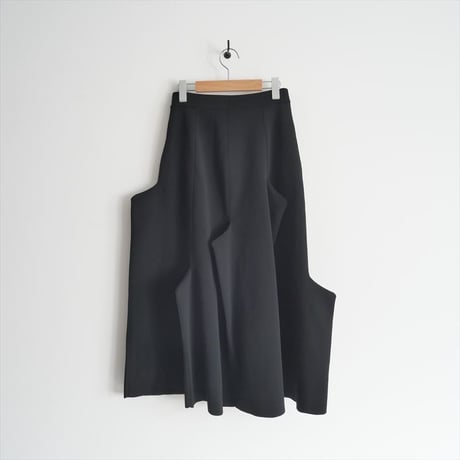 2023AW・人気完売品 / 未使用 / ENFOLD / FLARE DRAPE SKIRT / 300GA771-2290 / 2411-1448