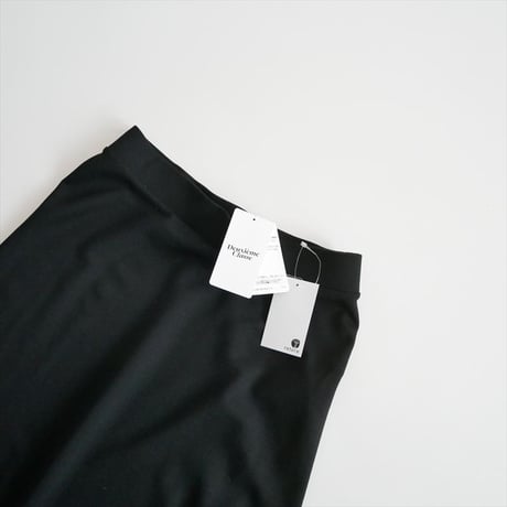 2025SS・人気完売品 / 未使用 / DEUXIEME CLASSE / New Jersey Flare スカート / 25060500802010 / 2603-0107