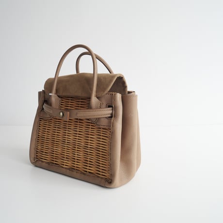 継続販売品 / ebagos / ベジシュリンク・ベルトバッグトート型 / 2403-0359