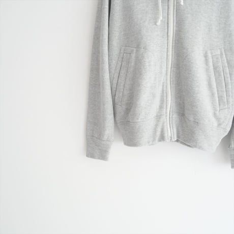 2025SS今季・人気完売サイズ / PLAY COMME des GARCONS / Unisex Zip-Up Hoodie / AX-T168 / 2506-2062