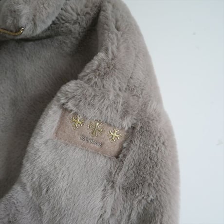〇2023AW・人気完売品 / TATRAS / BARBRA ファーブルゾン / LTAT23A4903 / 2507-0911