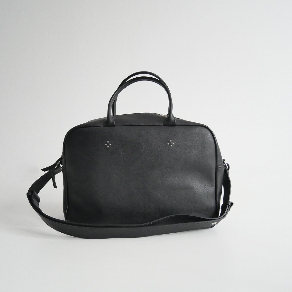 【美品】soutiencollar MADRIGAL おかかえバッグ 2way おかかえバッグ」のご予約が始まりました。 次回の入荷は4月末