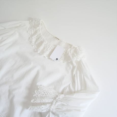 2023SS / 67nowos / Lace blouse / 6103005908 / 2507-0305