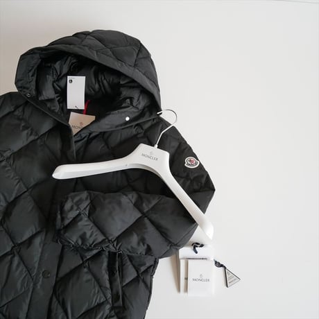 2023AW / MONCLER / ARVOUIN ショートダウンジャケット / I20931A00198 53A5E / 2506-0693
