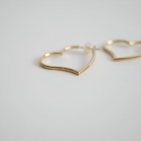継続販売品 / KAJA BIJOUX / Small Heart Hoop Pierce / KR371487 / 2506-0819