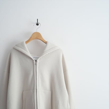 〇2024AW・人気完売品 / 未使用 / L'Appartement別注 / AMERICANA / WIDE FULLZIP HOODIE / 24070570005730 / 2504-0189