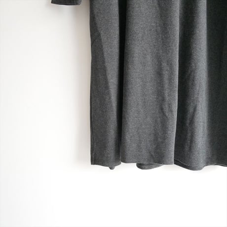 2024AW / 未使用 / conges payes / リブタートルワンピース / B0144RUA212 / 2511-1236