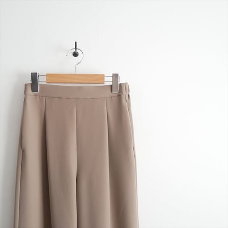 2025SS・人気完売品 未使用 DEUXIEME CLASSE イージーワイドパンツ 25030500808010 2606-0695