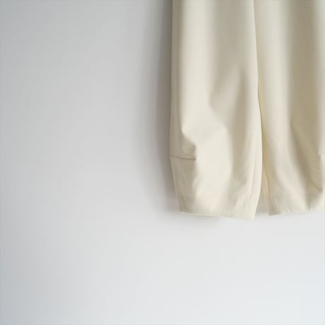 2024SS・人気完売品 / 未使用 / nagonstans / straight cocoon pants / 470HS431-0090 / 2411-1477